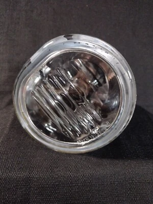 Luz antiniebla lado derecho del pasajero TYC 19-5673-00-1  Foto 1 de 3