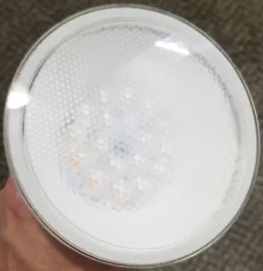 Cree PAR38 LED Flood Light Bulb 1200L 3000K 19W 100W Equivalent Indoor/Outdoor - Picture 1 of 1