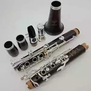Clarinetti Music Fancier Club Bakelite A TOSCA tasti placcati argento 17 tasti con custodia - Foto 1 di 21