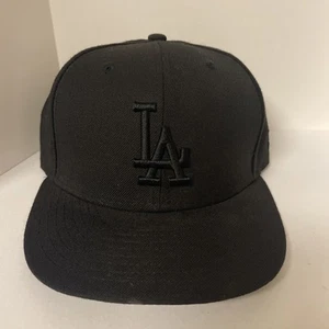 New Era Los Angeles Dodgers 59FIFTY All Black Mütze Herren Größe: 7 gebraucht - Bild 1 von 8