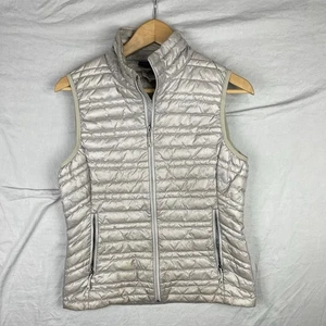 Patagonia Vest Womens Small Silver Ultralight Down Vest Puffer Quilted Outdoor - Picture 1 of 14
