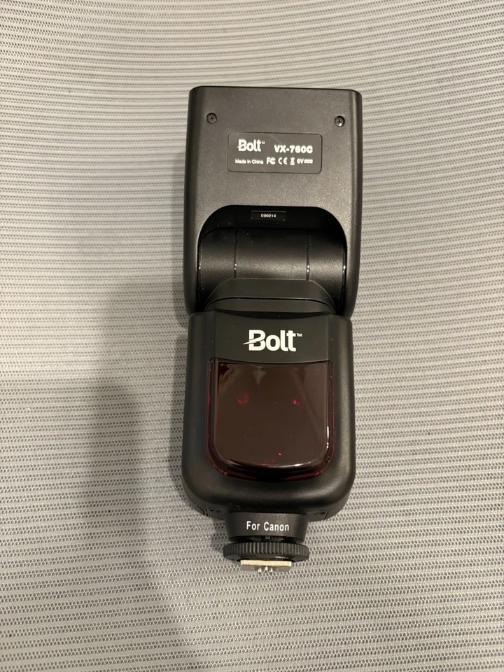 Bolt VX-760C Wireless TTL Flash for Canon Cameras With Zoom, Tilt & Rotate, USED - Image 1 of 4