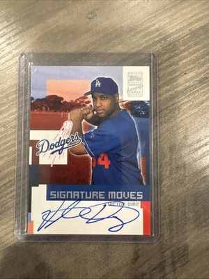2002 Topps Traded Signature Moves Victor Diaz #TA-VD Rookie Auto RC - Image 1 of 2