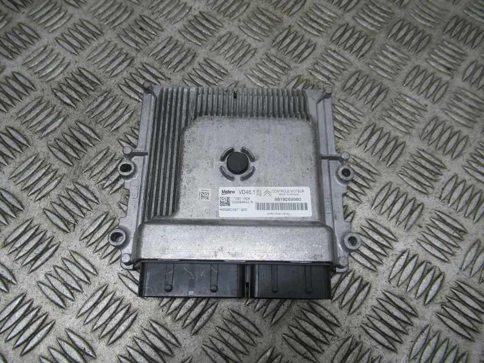 2017 VAUXHALL CROSSLAND X SE 4570A 1.2 PETROL MANUAL MK1 ENGINE ECU REF5550 - Image 1 of 4