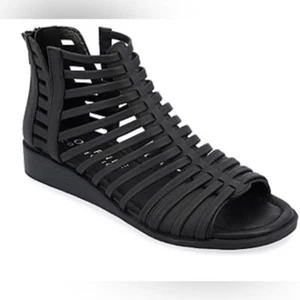 Journee Collection Delilah. Size 12WD. Color: Black - Picture 1 of 7