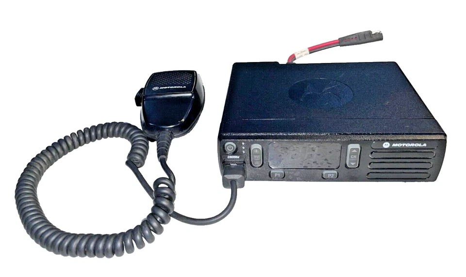 Motorola MOTOTRBO CM200d ANALOG 45W VHF 136-174MHz Mobile AAM01JQC9JC1AN - Image 1 of 1