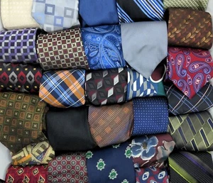 30 Men's Neck ties Nautica Oscar de laurenta Cardin Saddlebred Various Bulk Lot - Picture 1 of 6