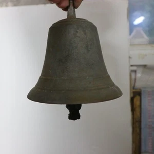 ancienne cloche 16cm, marquage sur le battant. sonne fort !!! - Photo 1/7