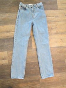 abercrombie & fitch  90s Ultra High Rise Straight Jeans 25