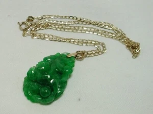 Jade / Jadeite Carved Pendant Set on A 9ct Gold Chain 21963 - Picture 1 of 6
