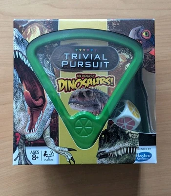 Trivial Pursuit: The World of Dinosaurs Bite Size Travel Edition . Brand New - Image 1 of 3