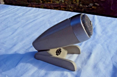 Sennheiser vintage Mikrofon MD21  Nr. 86143 mit Stativ Reportermikrofon ab 1953 - Bild 1 von 4