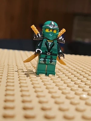 LEGO Ninjago Lloyd ZX - Minifigura de armadura de hombro NJO0065 Foto 1 de 3