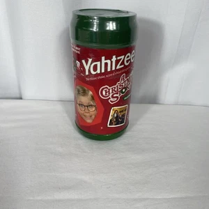 YAHTZEE A Christmas Story Game Canister Edizione da Collezione (2009) Nuovo Sigillato - Foto 1 di 6