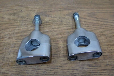 Elevadores de manillar Triumph Adventurer 900C 1999 Foto 1 de 4