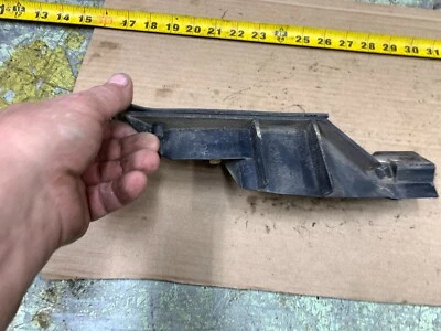 2006-2010 福特探险家行李架右后铁路支撑 — 第 1/4 张图片