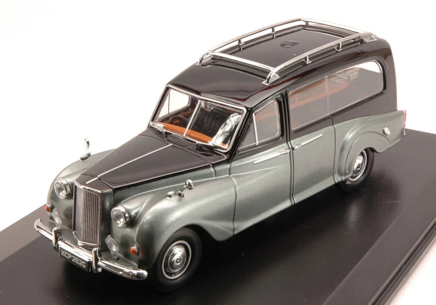 Austin Prince Hearse Black and Silver 1:43 Model Oxford - Image 1 of 1