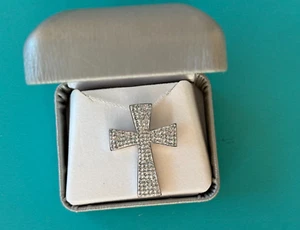 SPLENDIDA CROCE IN CRISTALLO ARGENTO STERLING E CATENA 18" - ORIG. 95€ - NUOVO CON ETICHETTE - Foto 1 di 4