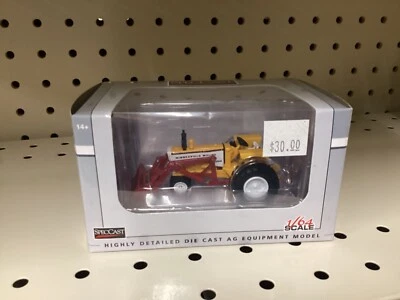 1:64 Minneapolis Moline G850 narrow front with loader, SpecCast, Stock #SCT 732 - Image 1 of 3