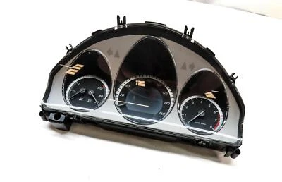 2011 MERCEDES BENZ C300 C350 GLK350 (W204 X204) SPEEDOMETER GAUGE CLUSTER (126k) - Image 1 of 4