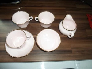 Royal Vale pink bone china set - Picture 1 of 3