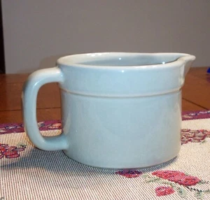 Vintage Rare Pfaltzgraff Solid Beige Gravy Boat Sauce Server 16oz - Picture 1 of 7