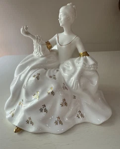 Vintage Marie Antoinette Bone China Royal Doulton HN 2326 Figur, England - Bild 1 von 8