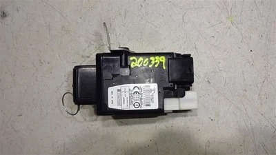 Key Port With One Fob ID: 89610-47020 Fits 04 05 06 07 08 09 Toyota Prius 674518 - Image 1 of 4