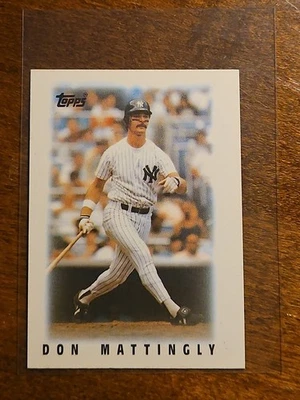 Don Mattingly New York Yankees MINI LEADERS 1986 Topps MLB Baseball Card #28 - Image 1 of 2