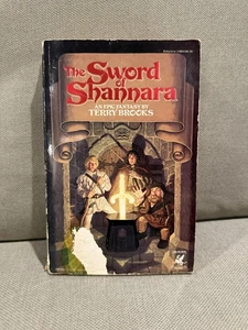 SIGNED The Sword Of Shannara-Terry Brooks-First Trade Paperback Ed/1st Printing - Imagen 1 de 13