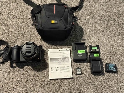 Cámara digital Panasonic Lumix DMC-FZ200 12,1 MP probada ejemplo foto batería Foto 1 de 4