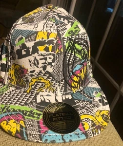 SKATEBOARDER MAGAZIN FLATBILL TAILLIERTE MÜTZE-2010-NIE GETRAGEN-GR. L/XL-COOLE GRAFIK - Bild 1 von 4