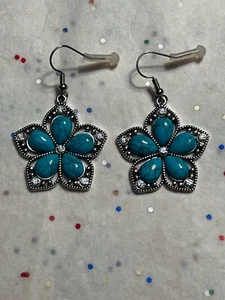 NEW BOHO Bohemian Silver Plated Turquoise w Crystals Flower Earrings - Picture 1 of 12
