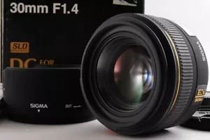 【TOP MINT+】SIGMA 30mm F/1.4 EX DC HSM Objectif Nikon F Mount IN BOX Hood JAPA... - Imagen 1 de 16