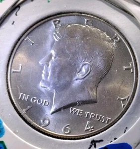 NICE! 1964 90% KENNEDY HALF DOLLAR COIN UNCIRCULATED , Actual Coin  - Picture 1 of 9