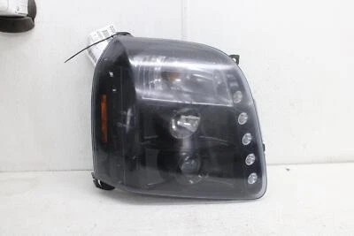 Conjunto de faros derecho TERMARKET LADO DEL PASAJERO OEM GMC YUKON XL 1500 2009 Foto 1 de 4