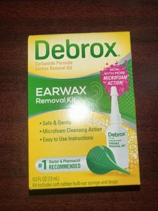 KIT DE ELIMINACIÓN DE CERUMEN DEBROX, Incluye gotas para los oídos y jeringa para los oídos con bulbo 0,5 FL. OZ - Imagen 1 de 2