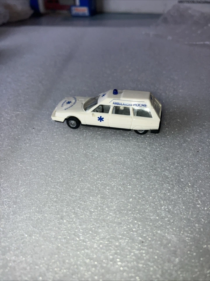Praline Citroen CX Ambulance   1:87 H0 - Immagine 1 di 4