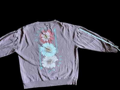 O'Neill Surf Women's Size Medium Logo Brown 3 Wild Flowers Sweatshirt GUC - Image 1 of 4