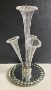 Victorian Glass Epergne Mirrored Base Engraved Fern Pattern - Picture 1 of 23