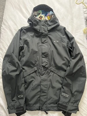 Jaqueta esportiva Oakley Gore-tex usada uma vez  - Imagem 1 de 4