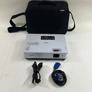 EPSON EMP-1715 Projector EMP-1715 - Picture 1 of 4