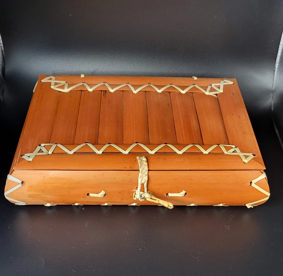 Vintage Handmade Bamboo Reed Compartment Trinket or Tea Box - Image 1 of 4