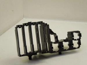 Soporte de placa de montaje de fusible y relé delantero Audi RS5 8T B8 8K0971845A - Imagen 1 de 6