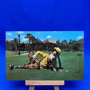 Walt Disney World Vintage Postcard A Goofy Way To Putt ~ Unposted - Picture 1 of 6