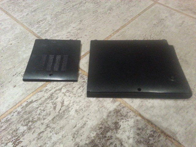 Set Cover Hatches RAM Sony Vaio VGN-AR51M - PCG-8Z1M Case Cap Hard Disk - Image 1 of 1