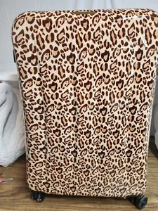 Amiee Kestenberg Fierce 28" Leopard Expandable Spinner Hard Shell Suitcase - Picture 1 of 17