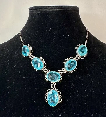 Vintage Sterling Silver 7 Faceted Aquamarine Colored Stone Necklace - Изображение 1 из 4