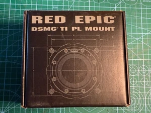 Red 7250022 Digital Cinema DSMC Titanium PL Mount with Case - Bild 1 von 4
