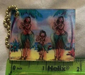 Vintage Souvenir Lenticular Keychain Hula Dancers Aloha From Hawaii - Picture 1 of 3